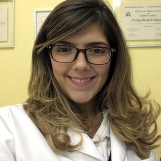 Dra. Caroline Brandão